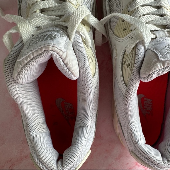 NIKE Air Max 90 Size 7 - Picture 4 of 13